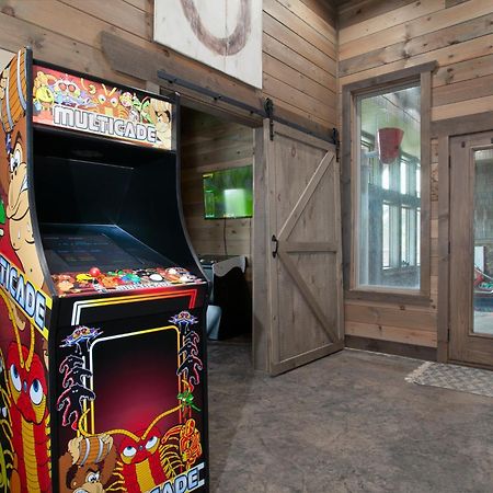 סביירוויל Splash Mountain Pool Hot Tub Theater Game Room מראה חיצוני תמונה