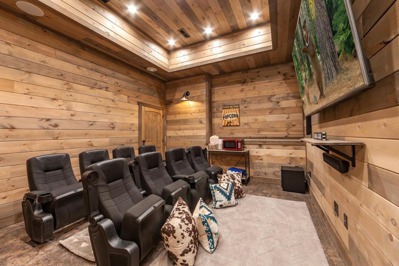 סביירוויל Splash Mountain Pool Hot Tub Theater Game Room מראה חיצוני תמונה